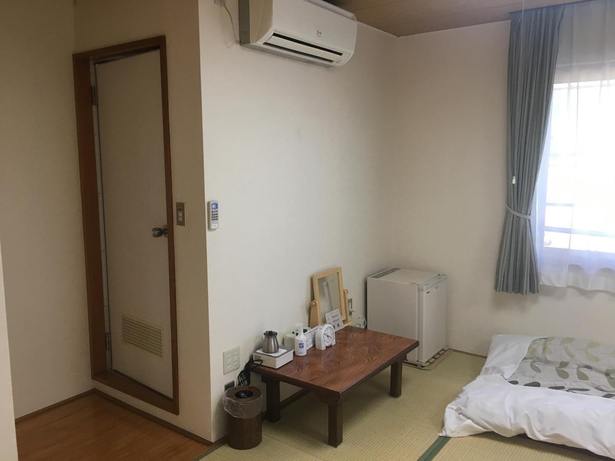 Business Hotel Kanekura โกเท็มบะ ภายนอก รูปภาพ